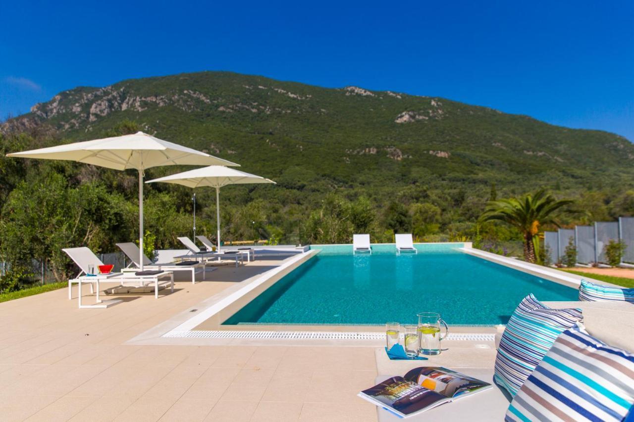 Almyra Villas Halikounas ภายนอก รูปภาพ