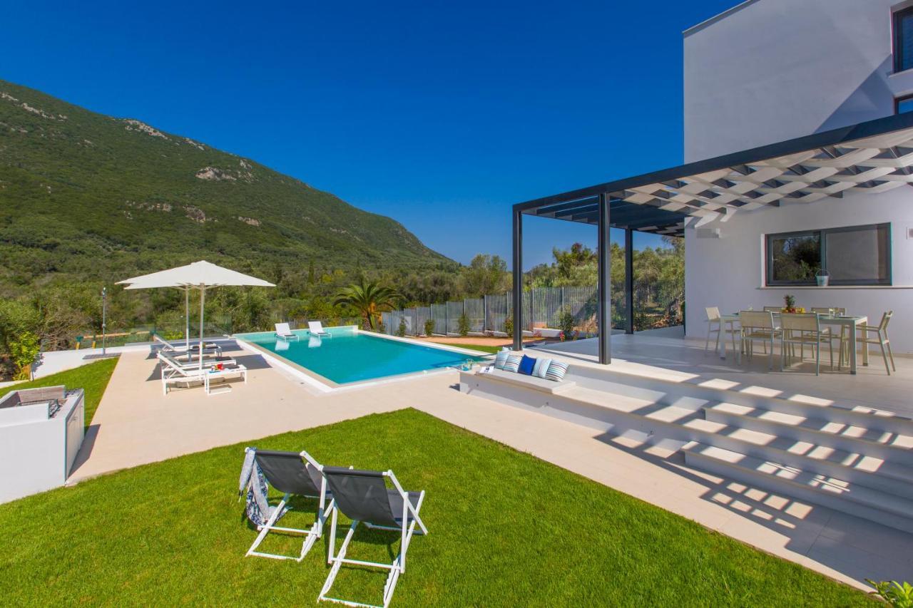 Almyra Villas Halikounas ภายนอก รูปภาพ
