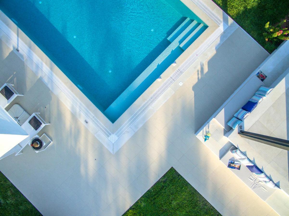 Almyra Villas Halikounas ภายนอก รูปภาพ