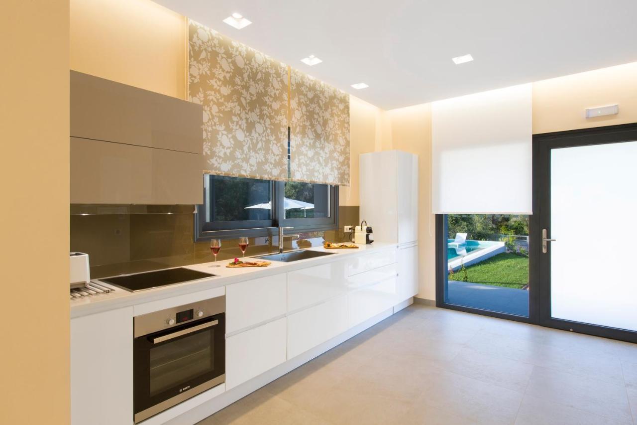 Almyra Villas Halikounas ภายนอก รูปภาพ
