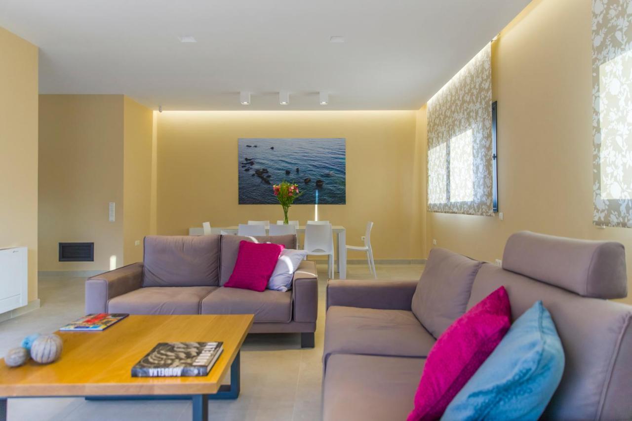 Almyra Villas Halikounas ภายนอก รูปภาพ